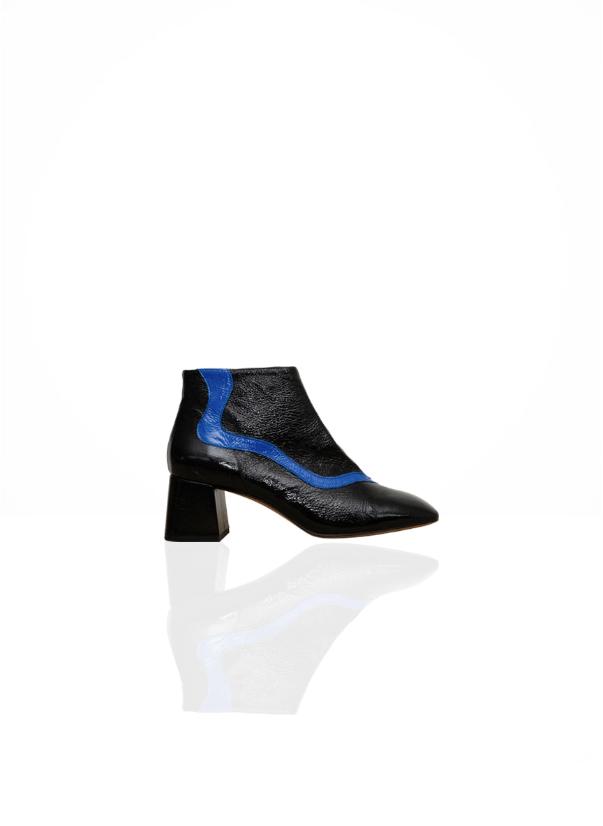 Apostrophe - Black & Blue Patent Leather | Patricia Blanchet