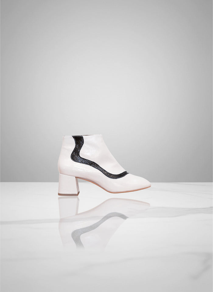 Apostrophe - Ivory & Black Patent Leather