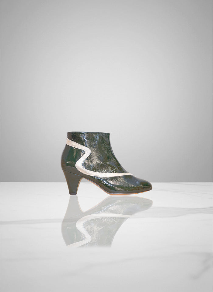 Chipette - Green Hornet Patent Leather & Champagne 