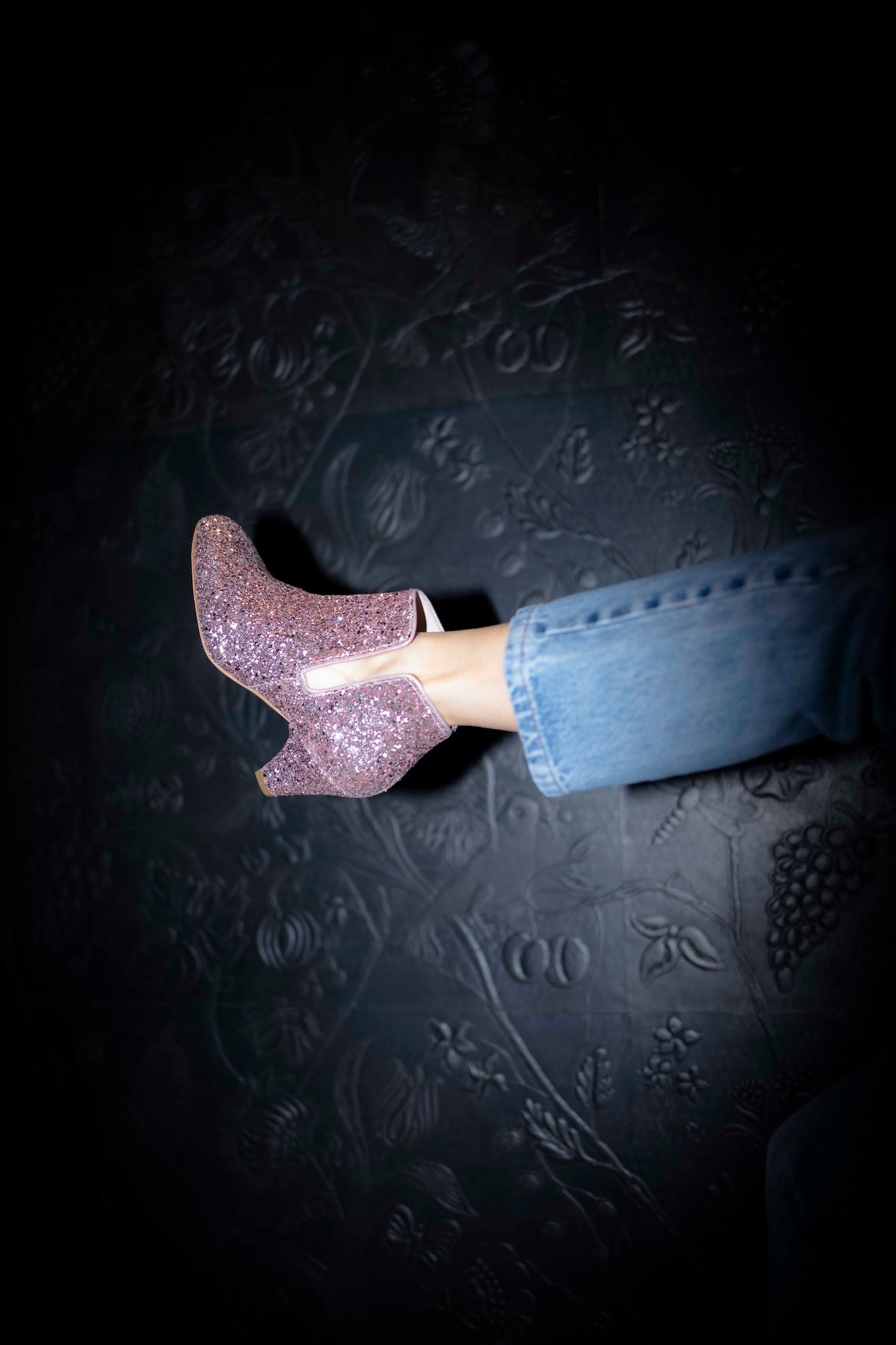 Light pink glitter low-heel ankle boots Forty Four by Patricia